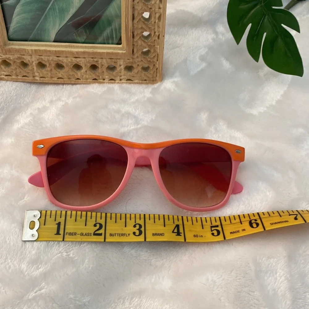 Colorblock glasses! - Picture 4 of 4